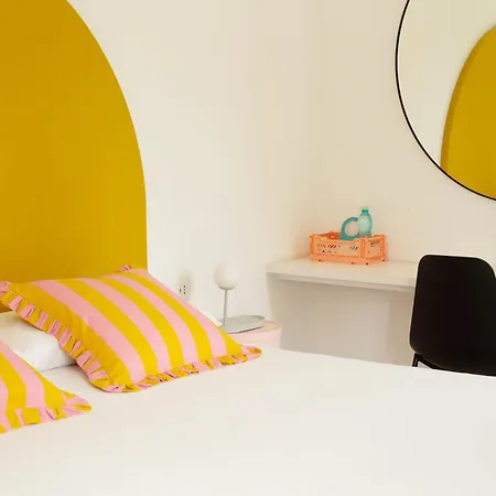 Spacebility - Self Check-in 4* Quartu SantʼElena